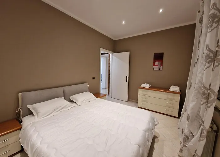 La Casa Di Ely Apartment